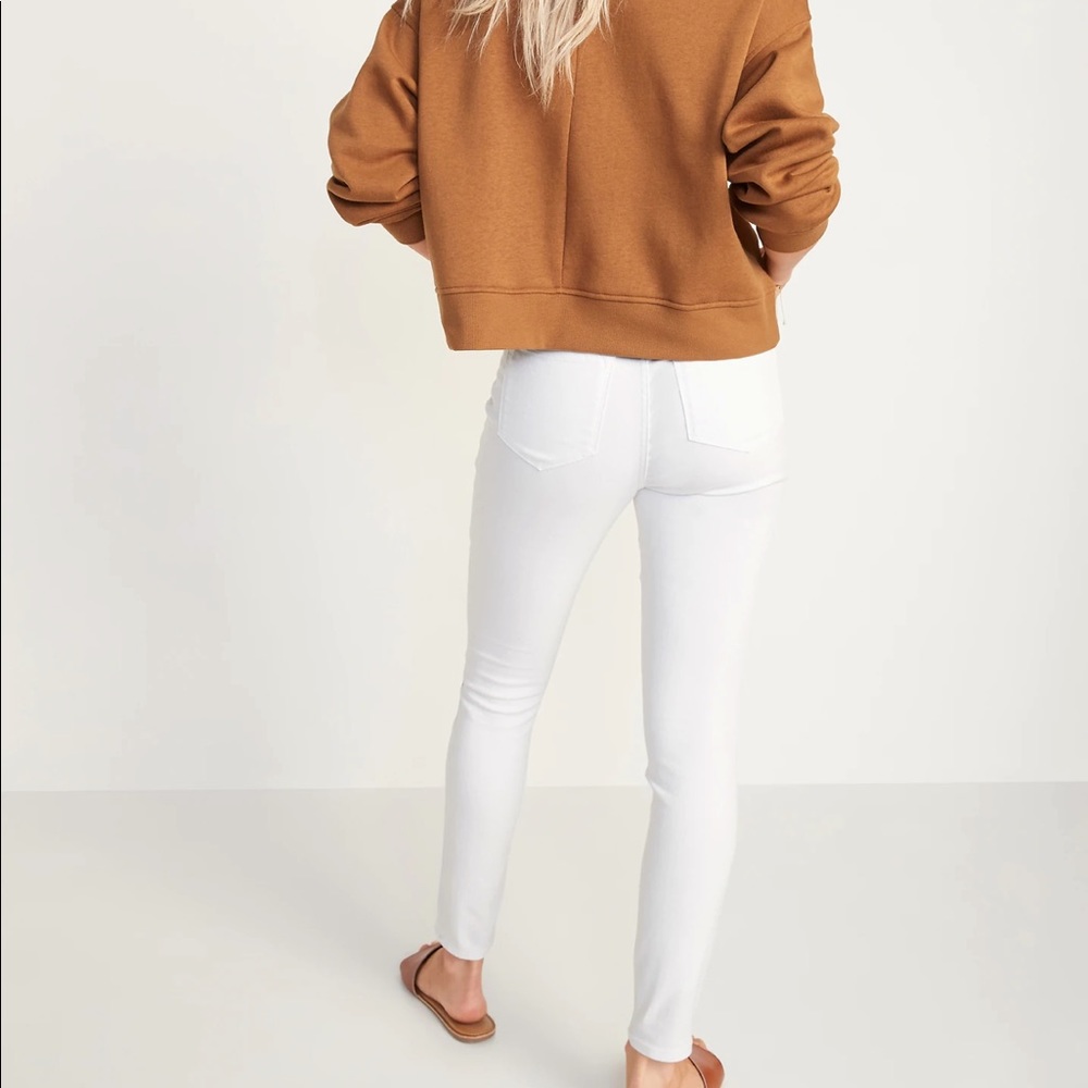 White jeans pants/jeggings